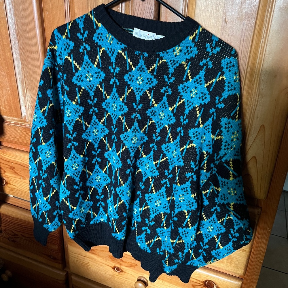 VINTAGE BLUE POINT GRANDMA SWEATER
